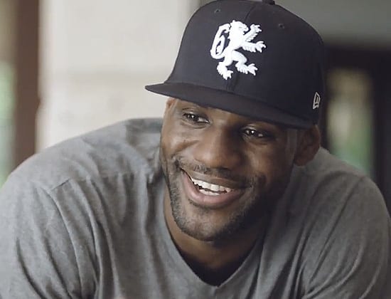 LEBRON JAMES x NEW ERA x NIKE 59Fifty Fitted in SAMSUNG Galaxy Note Commerical