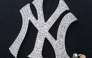 New York Yankees Rhinestone Badge 59Fifty Fitted Cap by MLB x New Era