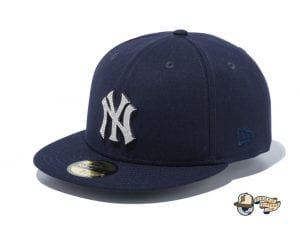 New York Yankees Rhinestone Badge 59Fifty Fitted Cap by MLB x New Era Navy