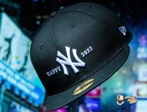 Happy New Year New York Yankees 2022 59Fifty Fitted Hat by MLB x New Era