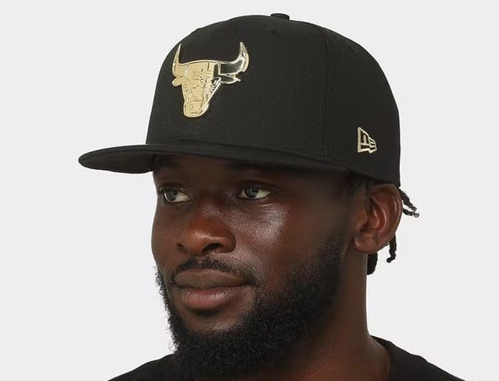 Chicago Bulls Black Gold 59Fifty Fitted Hat by NBA x New Era